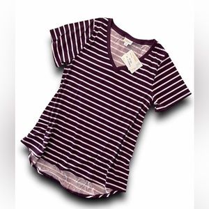 NWT - LuLaRoe Christy V-Neck Tee